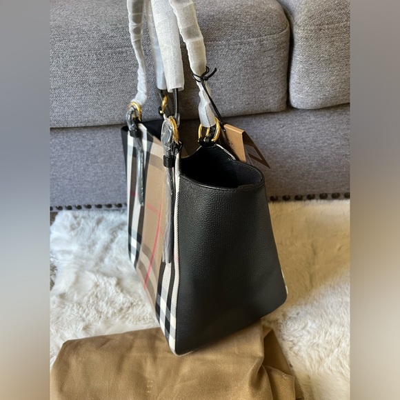 New Burberry Tote Canterbury House Check Derby Canvas Black Leather shou… - Picture 12 of 13